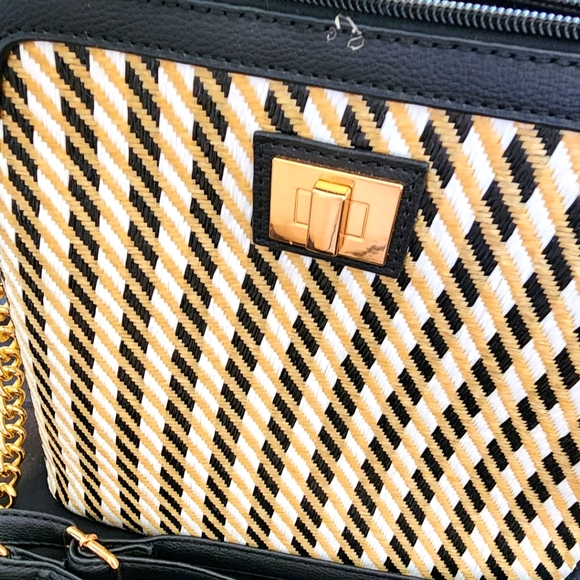 Bag - Picture 2 of 4